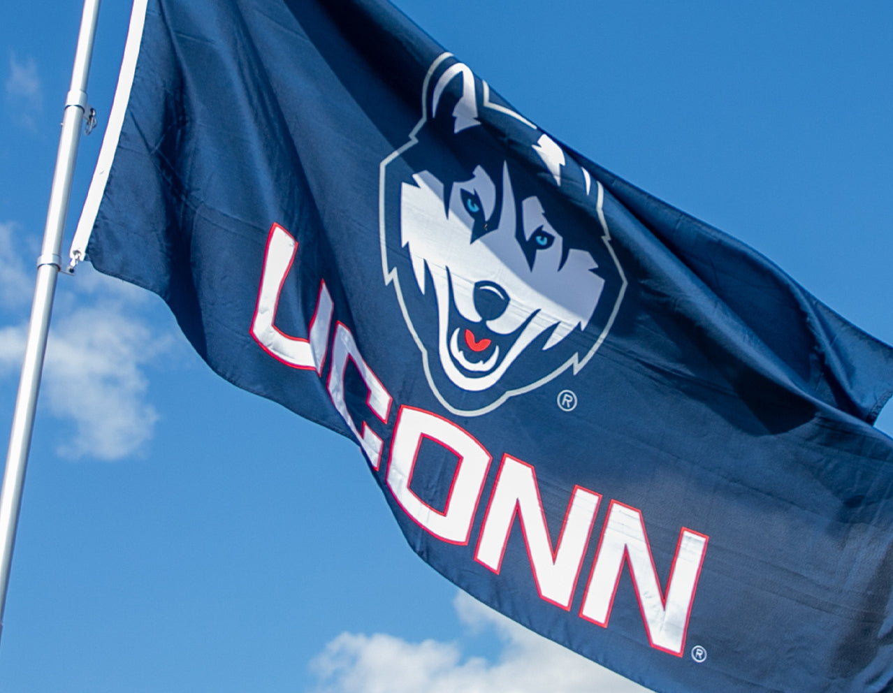 UConn Athletics, Momentous Announce Partnership